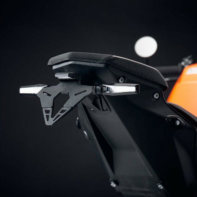 KTM 1390スーパーデューク R/990デューク (24-) フェンダーレスキット