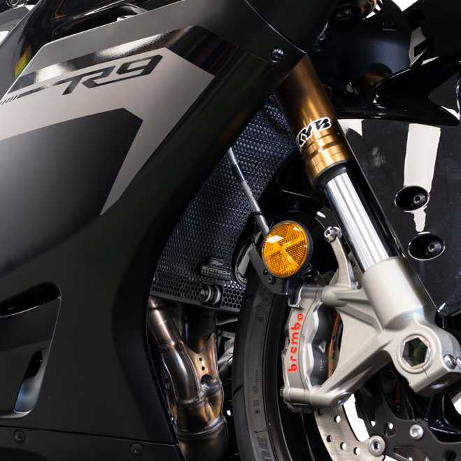 YAMAHA yzf r9 純正オプション　ラジエターカバー YAMAHA(ヤマハ純正部品) ラジエーターカバー YZF-R9 (2025-) | バイク