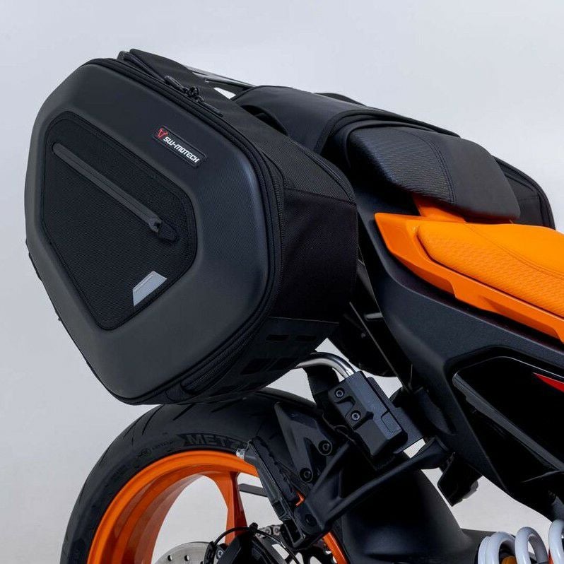 KTM duke エルゴシート 125 250 390用 バック用シートサービス ウェビックガレージセール | KTM 390DUKE 純正オプション KTMパワー