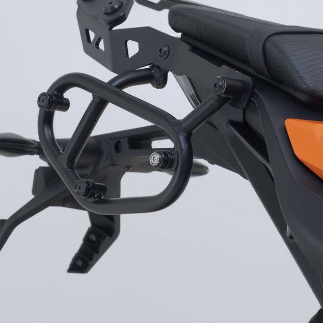 KTM 125/250/390 DUKE 24- サイドキャリア SLC 右側 SW-MOTECH