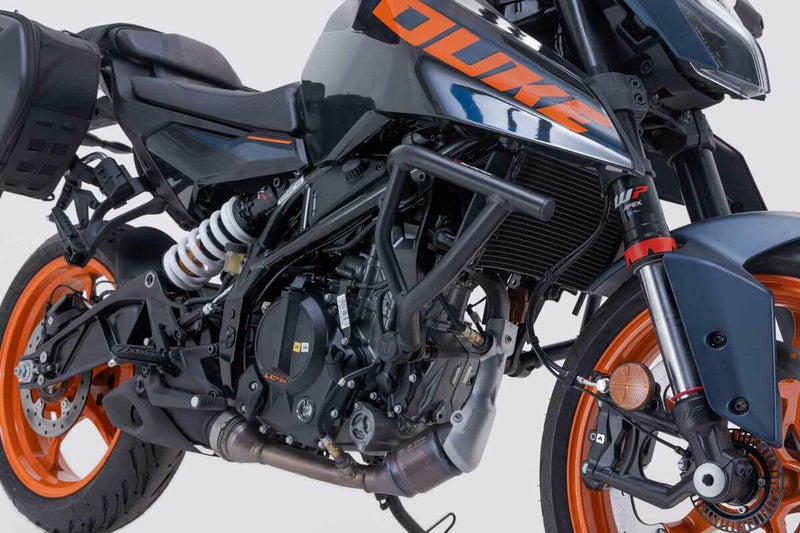 KTM 125/250/390 DUKE 24- エンジンガード ブラック SW-MOTECH 
