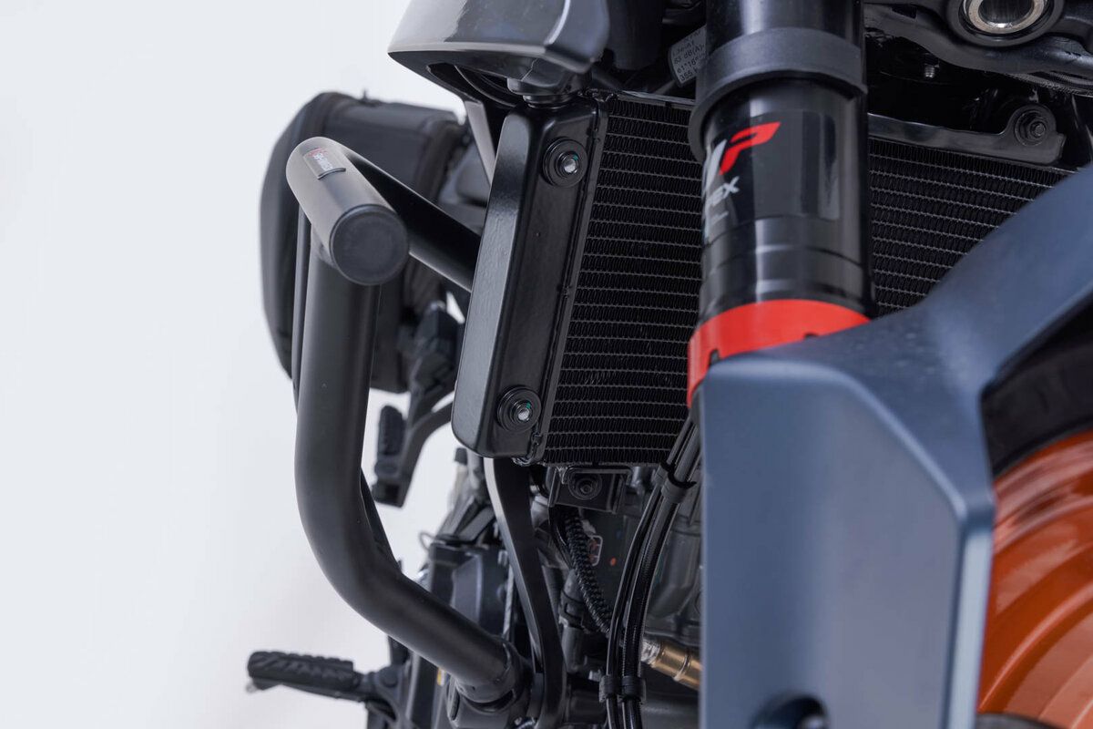 KTM 390DUKE エンジンガード 125 250 デューク クラッシュバー