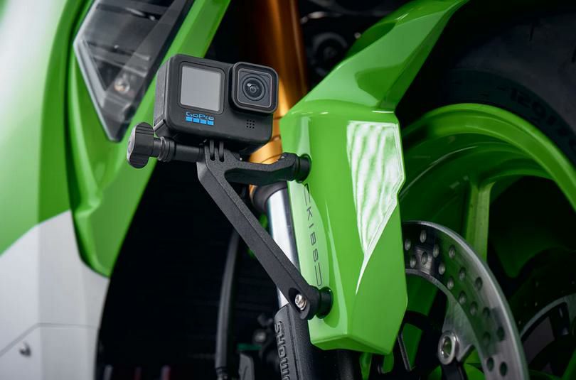 KAWASAKI Ninja/Zシリーズ フロントマッドガード用 アクションカメラ