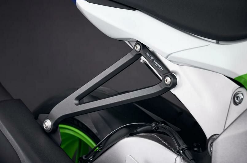 カワサキ ZX-6R 24～エキゾーストハンガーブラケットキット エヴォ
