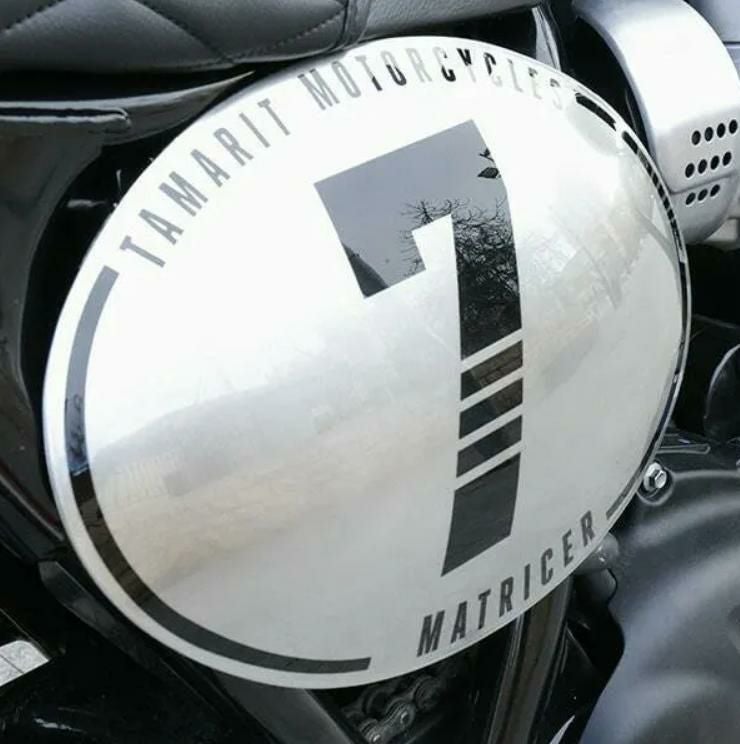 トライアンフ ボンネビルT100/120 マトリッシ サイドカバー 左右セット
