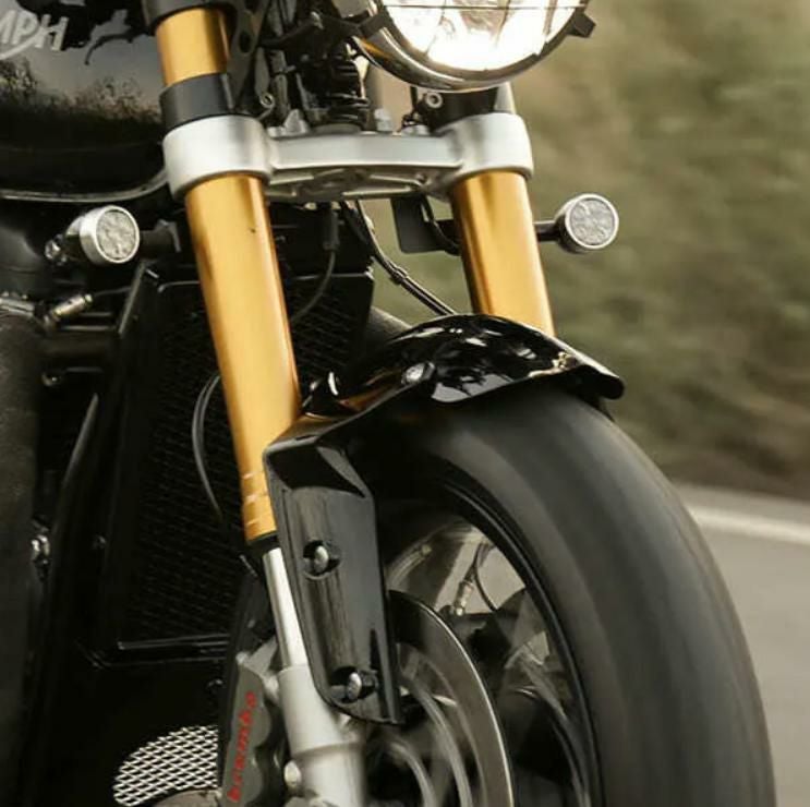 スラクストン1200R フロントフェンダー トライアンフ tamarit トライアンフ スラクストン1200R/RS フェンダー ゾンブラ ジェット
