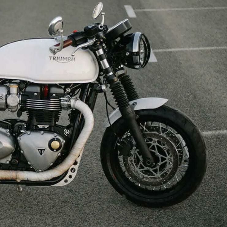 トライアンフ スラクストン1200 フェンダー バビエカ ジェットブラック