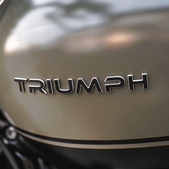 トライアンフ TRIUMPH 3Dロゴステッカー CNC 削り出しアルミ製 タンク