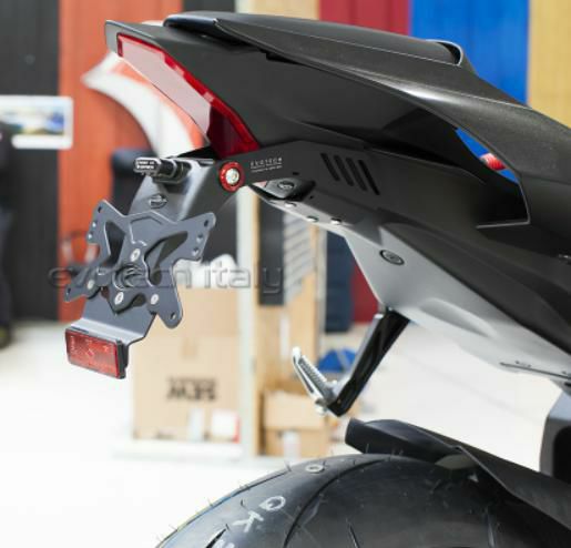 ヤマハ YZF-R1 2020- ミラーブロックオフ LED ウインカー