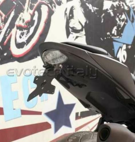 SUZUKI GSR750 GSX-S750 |フェンダーレス|バイクパーツ専門店