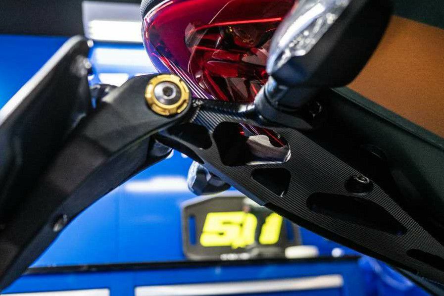 スピードトリプル1200RS/RR 21- フェンダーレスキット プレミアム