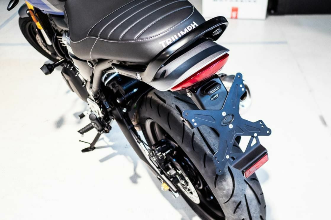 トライアンフ スクランブラー400X/スピード400 24- フェンダーレス