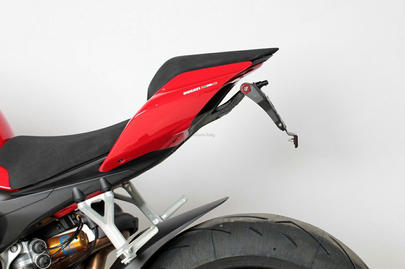 DUCATI ストリートファイターV4/V2 20-24 フェンダーレスキット
