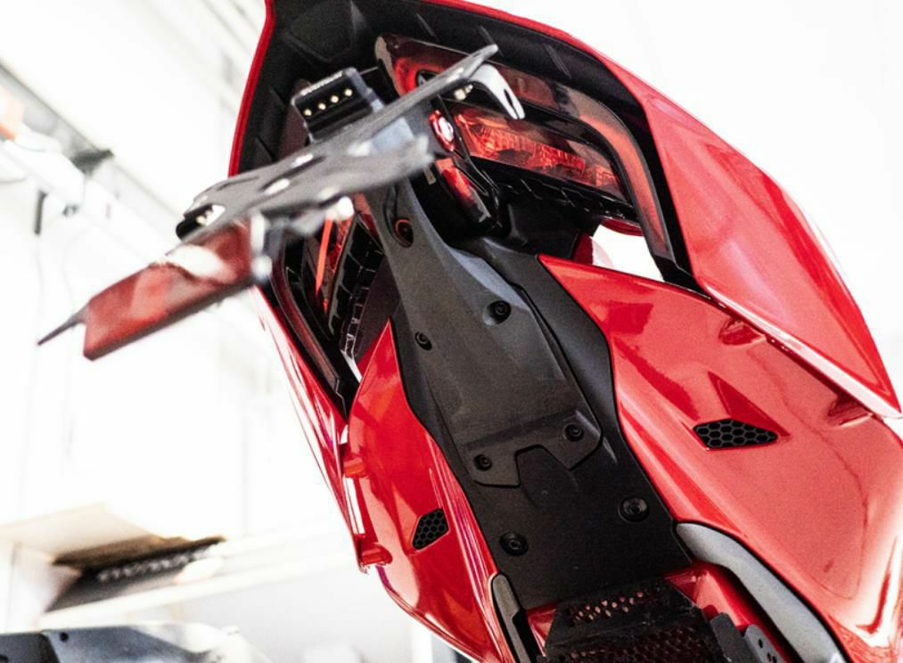 DUCATI パニガーレV2/V4 (25-) フェンダーレスキット EVOTECH