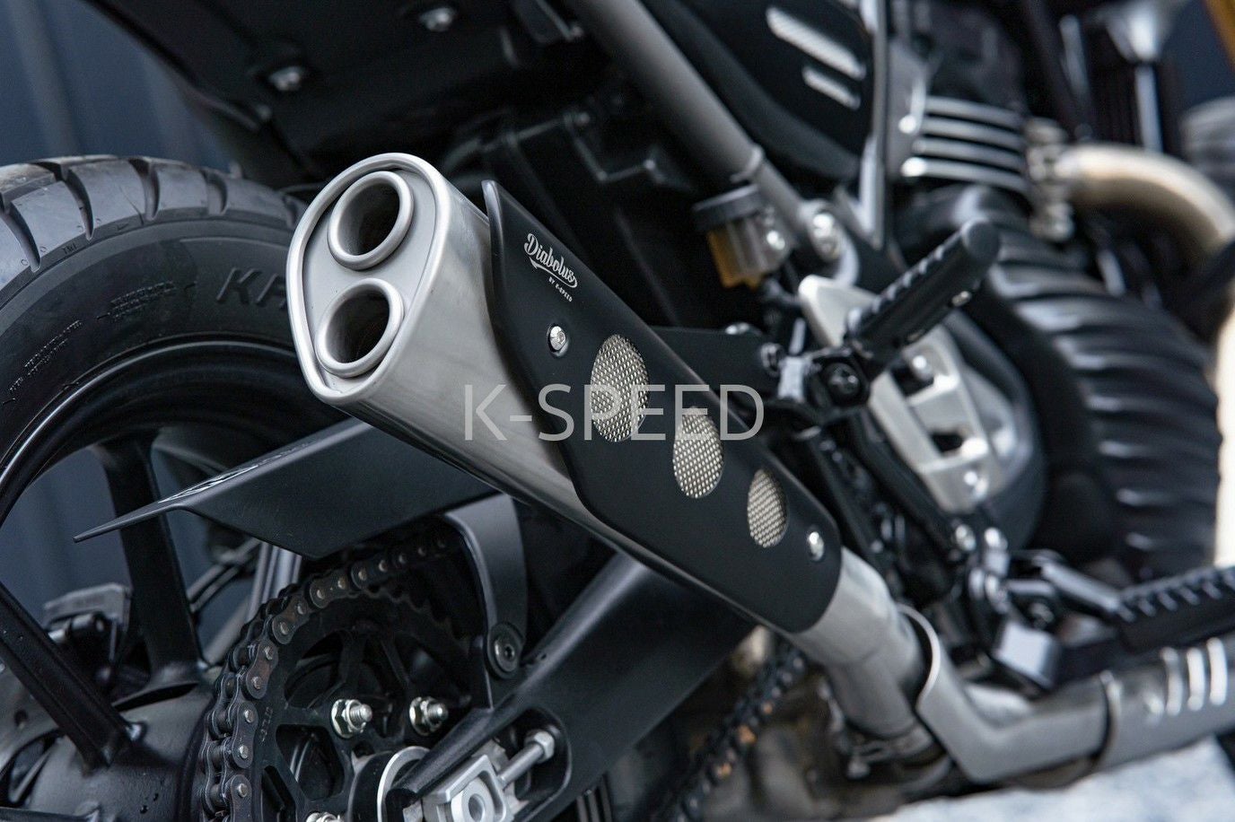 トライアンフ スピード400/スクランブラー400X レトロ スリップオン