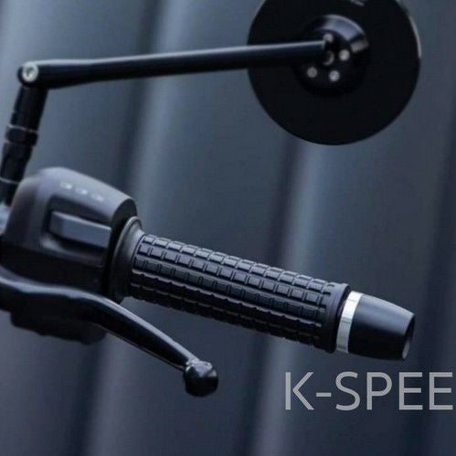 トライアンフ スピード400/スクランブラー400X グリップ ブロックパターン ブラック K-SPEED_1