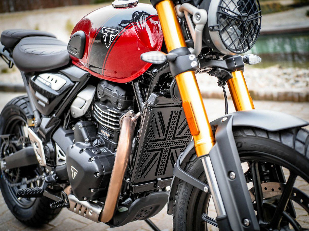 トライアンフ スピード400/スクランブラー400X ラジエーターガード