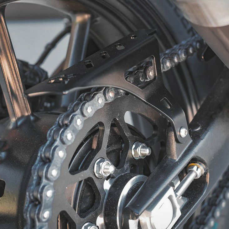 RAISCH トライアンフ カバーパーツ バイク |バイクパーツ専門店