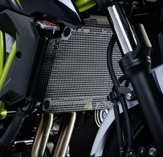 Z650RS リングポジション・LEDテールランプ (スモークレンズ) アーキ