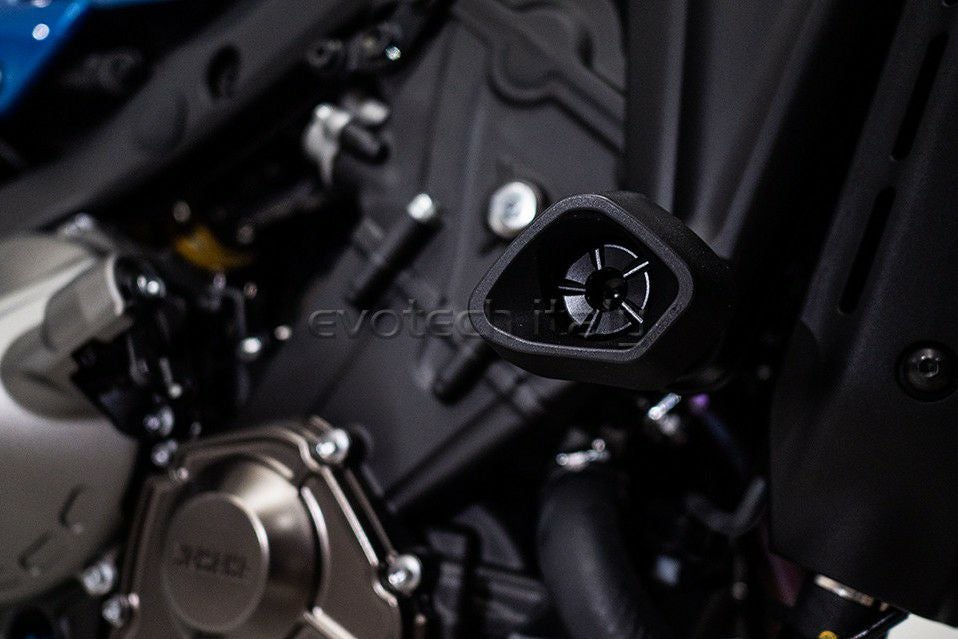 EVOTECH エボテック Anti-shock frame sliders for Yamaha R6 '17-'19
