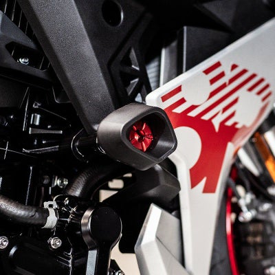 GSX-8R 24- フレームスライダー エンジンスライダー アンチショック 