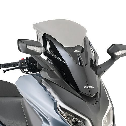 フォルツァ250/350 21- ウインドスクリーン 48x47 スモーク GIVI