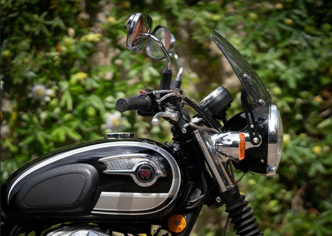 W650/W800 ～2018 スクリーン クラシックS3 ライトスモーク DART