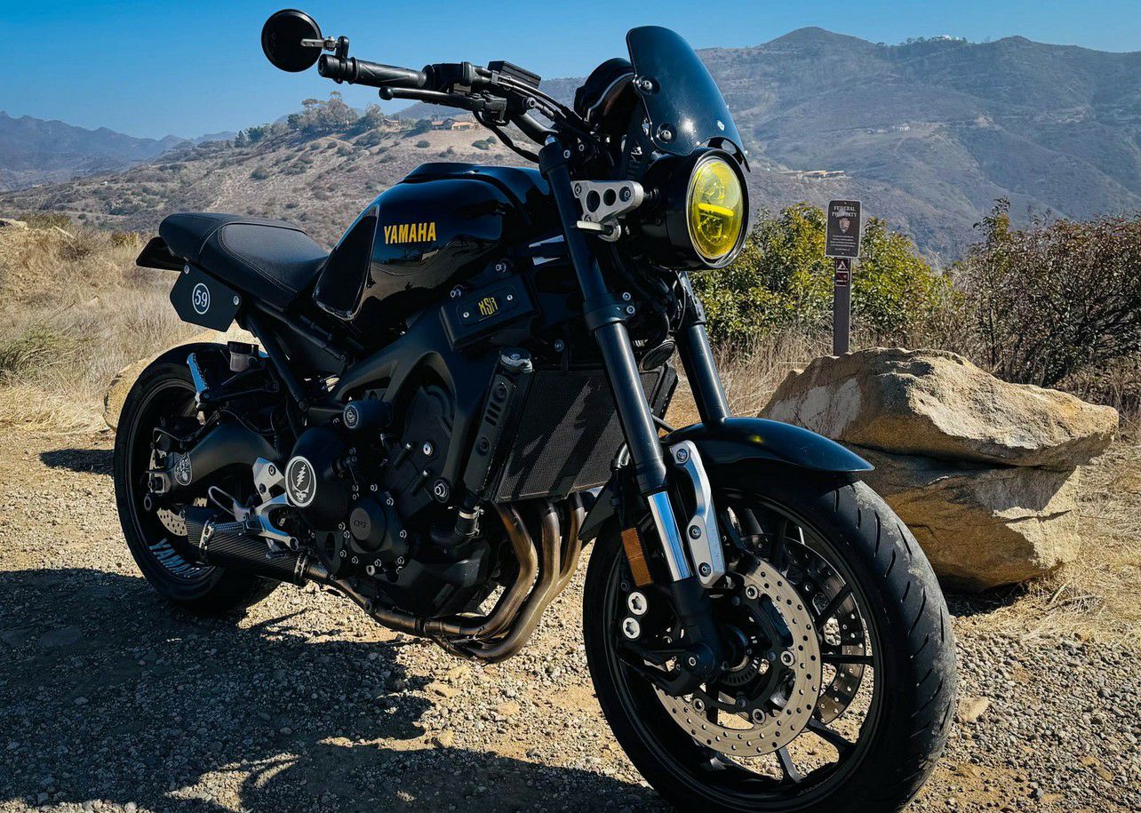 XSR900 2016～2021 スクリーン ピラニアS3 ブラック DART FLYSCREEN