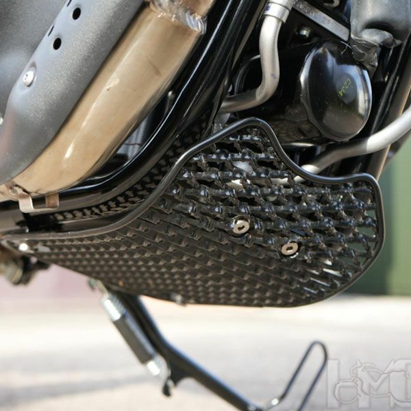 ロイヤルエンフィールド ベア650 タンクベルト ユニットガレージ