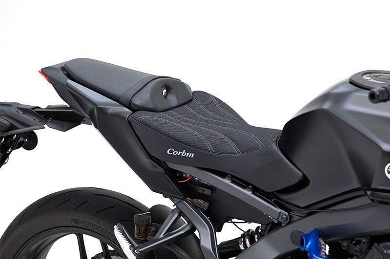 ヤマハ MT-09 24- シート フロントサドル Corbin（コルビン） | バイク