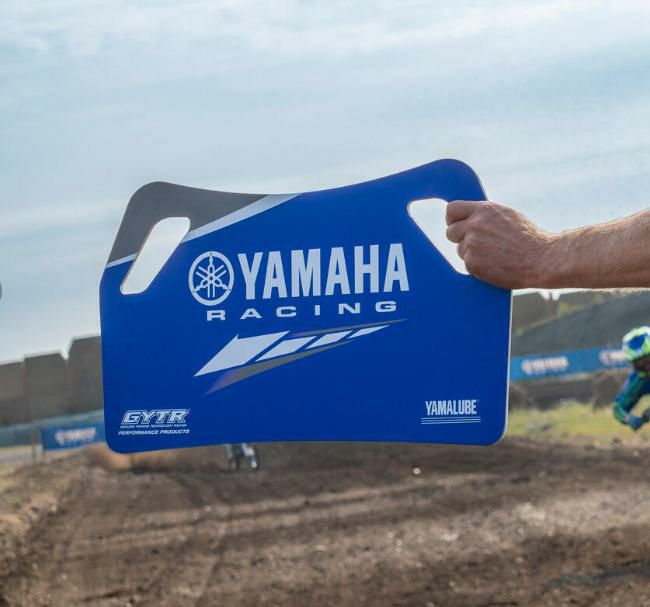 YAMAHA(ヤマハ純正部品) ピットボード Yamaha Racing | バイクカスタム
