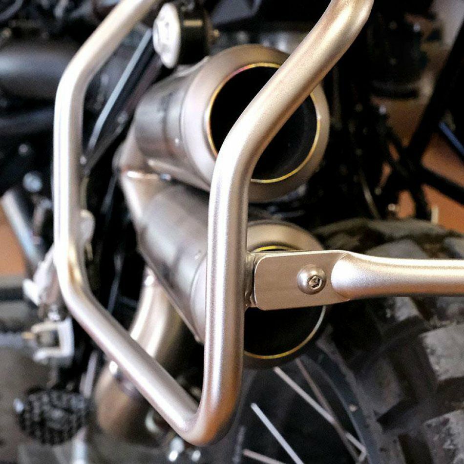 BMW RnineT シリーズ サイドキャリア クローム UNIT GARAGE | バイク