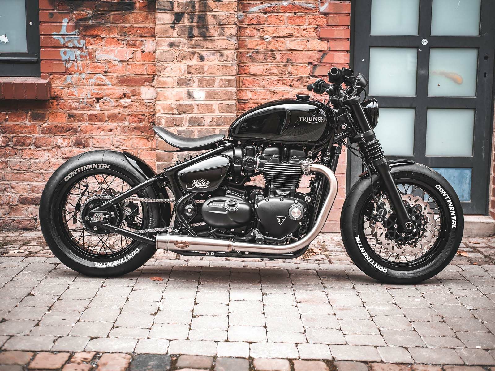 トライアンフ ボバー Race Bobber カーボンリアフェンダー グロス