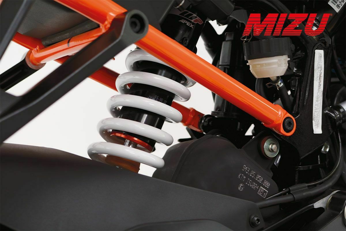 Husqvarna スヴァルトピレン/ヴィットピレン401 / KTM 125Duke