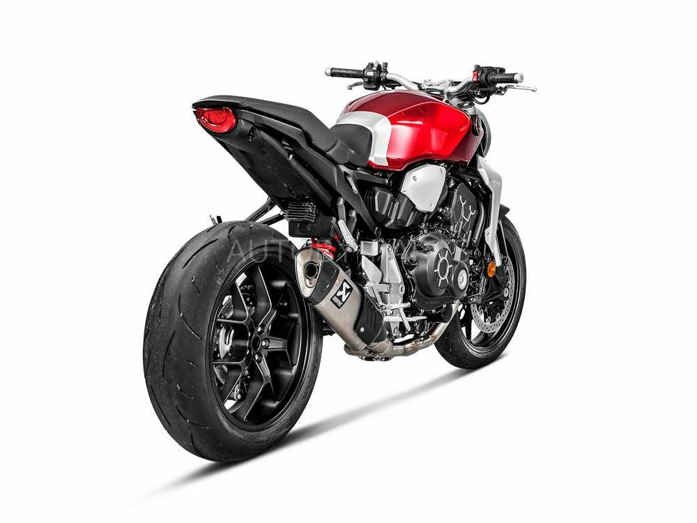 アクラポビッチ製のHONDA CB1000R (2018-2024)専用ステンレス