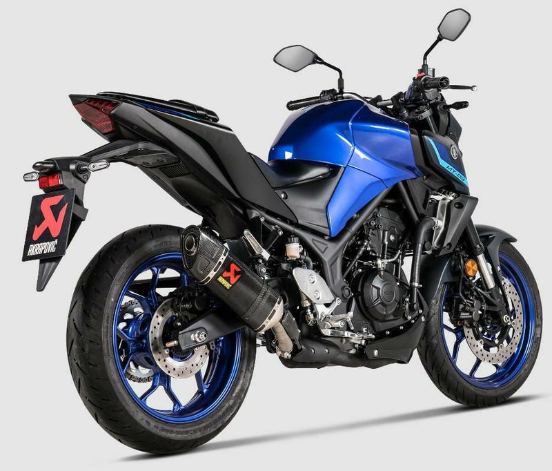 AKRAPOVIC スリップオンマフラー カーボン YAMAHA MT-03 / YZF-R3 