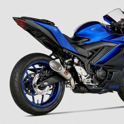 AKRAPOVIC スリップオンマフラー ステンレス YAMAHA MT-03 / YZF-R3 