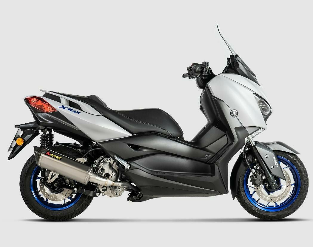AKRAPOVIC スリップオンマフラー ステンレス YAMAHA XMAX300 (2021-2024)