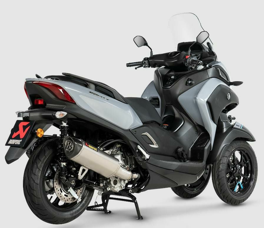トリシティ300 AKRAPOVIC スリップオンステンレスマフラー EC仕様 AKRAPOVIC スリップオンマフラー ステンレス YAMAHA トリシティ300