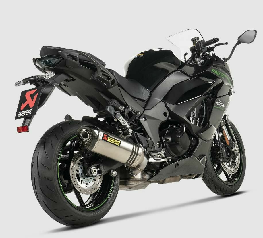 アクラポビッチ製のKAWASAKI Ninja1000SX (20-)/Ninja1100SX (25-)専用