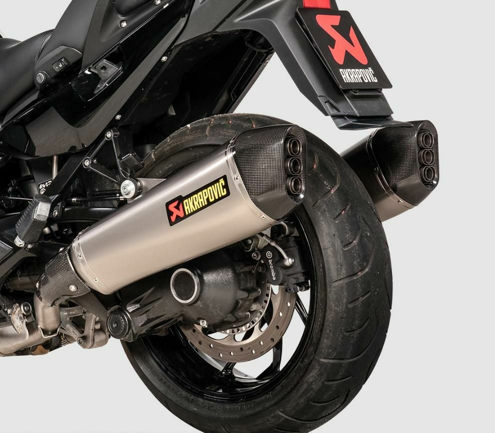 アクラポビッチ スリップオンマフラー  K1600GT、K1600GTL AKRAPOVIC スリップオンマフラー チタン BMW K1600GT/GTL (2011-2024)
