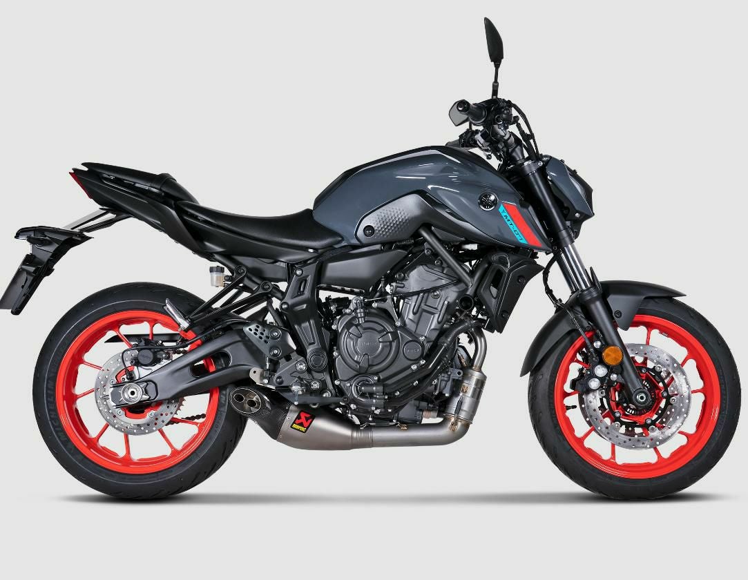 AKRAPOVIC フルシステムマフラー レーシングライン チタン YAMAHA MT