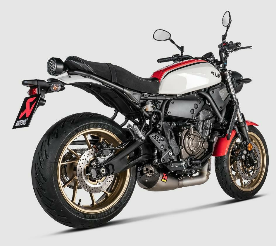 AKRAPOVIC フルシステムマフラー レーシングライン チタン YAMAHA MT