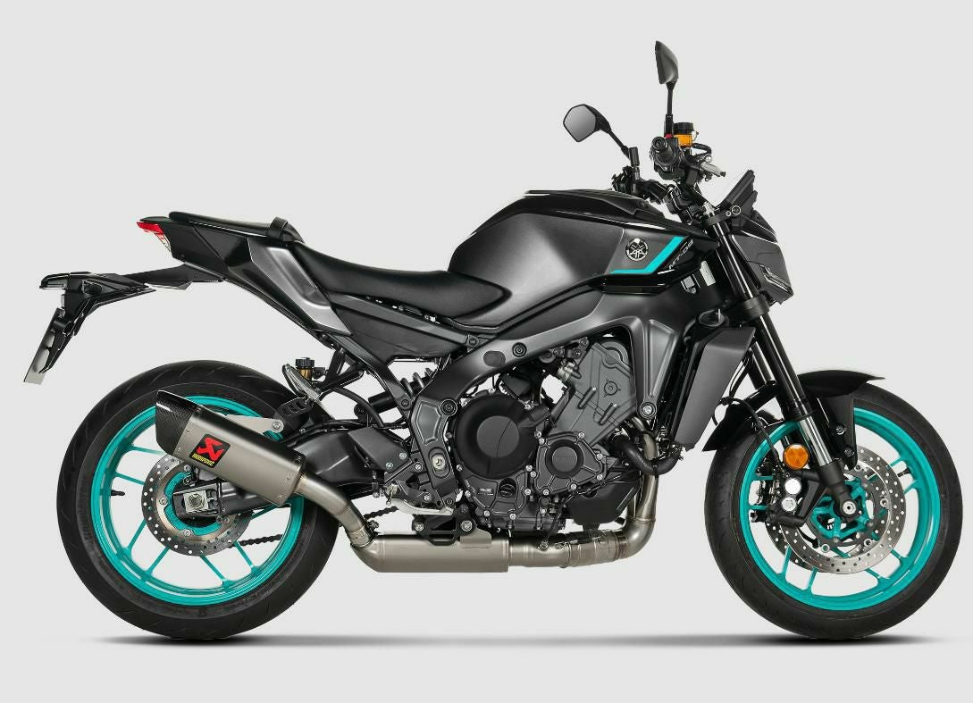 AKRAPOVIC フルシステムマフラー レーシングライン チタン YAMAHA MT