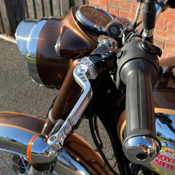 ロイヤルエンフィールド ブリットトライアルズ500 ボトルステンレス