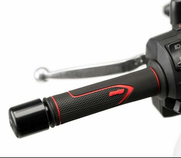PUIG グリップ Core 22mmハンドルバー専用