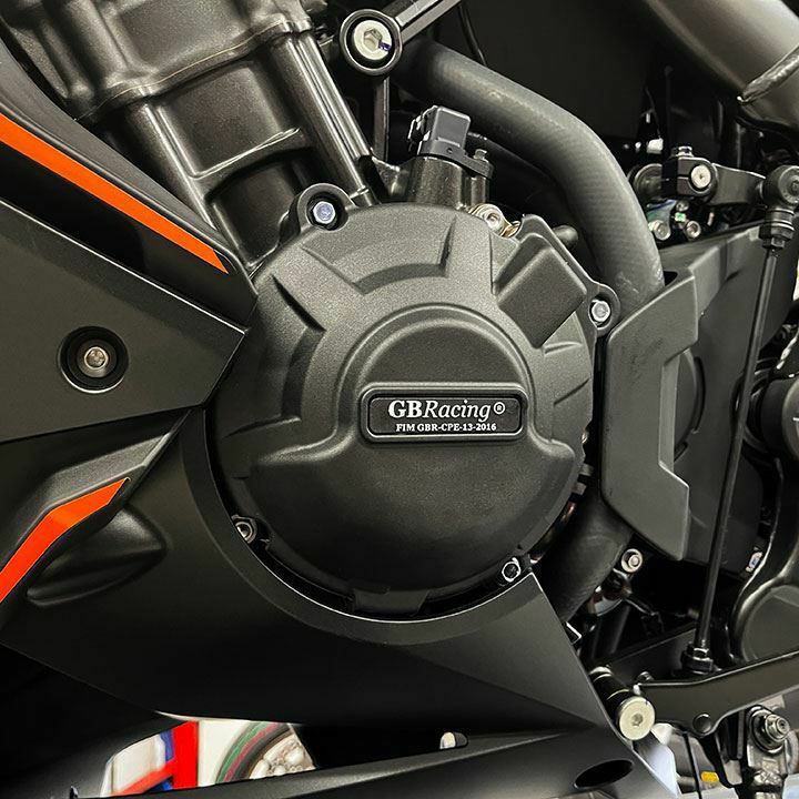 HONDA　CBR650Fエンジンカバーセット（未使用） ホンダ　MAD RACING製 CB650F純正エンジンカバー ジェネレーターカバー CBR650F RC83 CBR650R