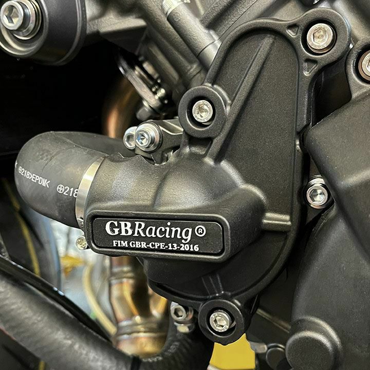GBRacing エンジンカバーセット YAMAHA MT-09/MT-09 AMT/トレーサー 