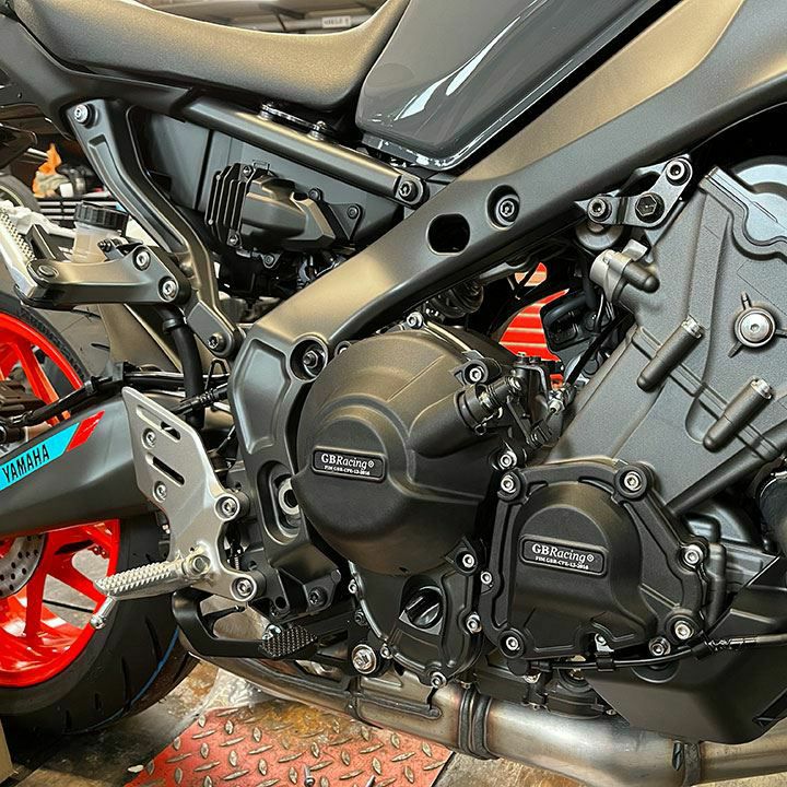 決算SALE】GBRacing パルス/タイミングカバー YAMAHA MT-09/MT-09 AMT
