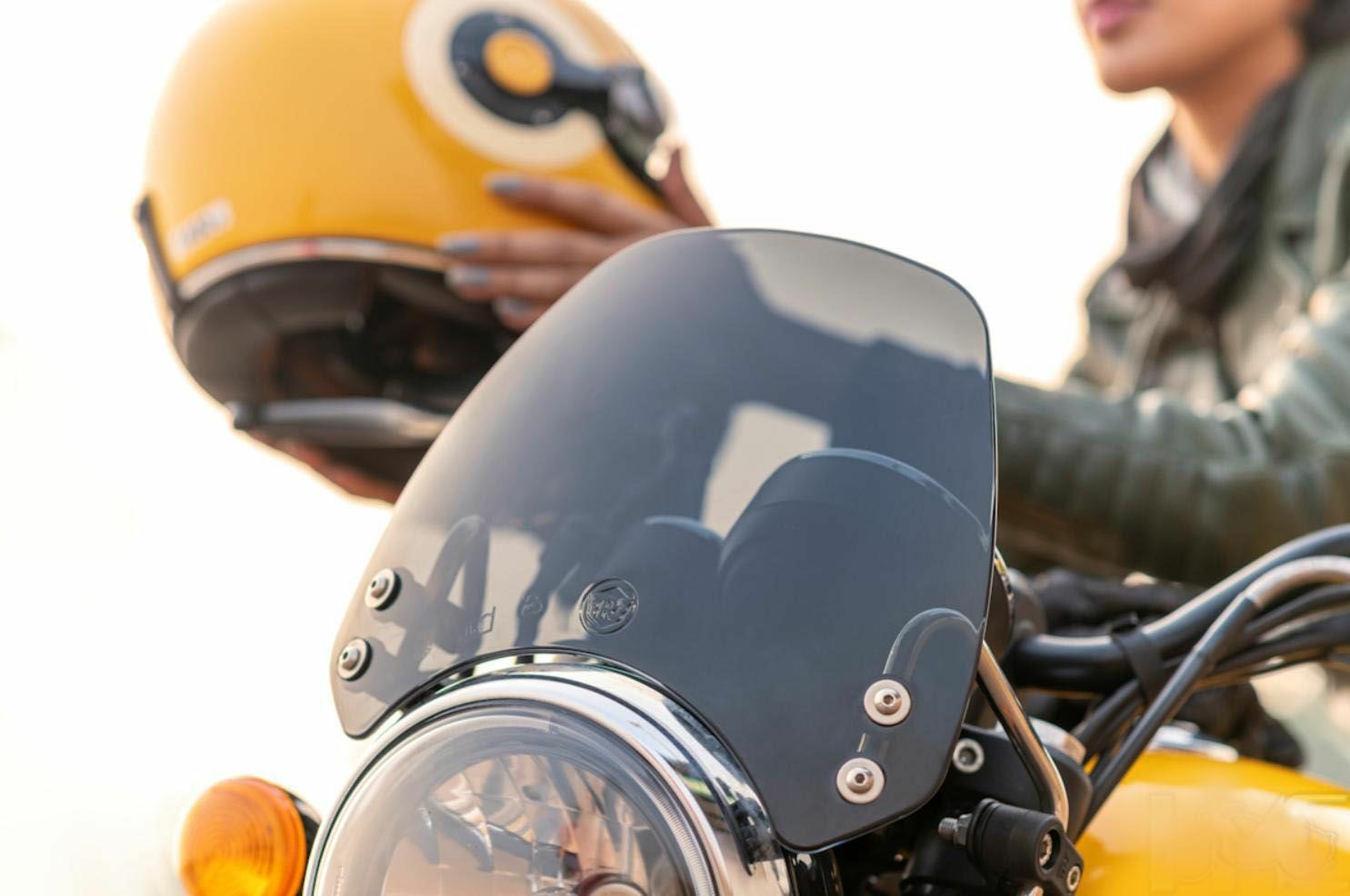 純正】ロイヤルエンフィールド メテオ350 フライスクリーン スモーク